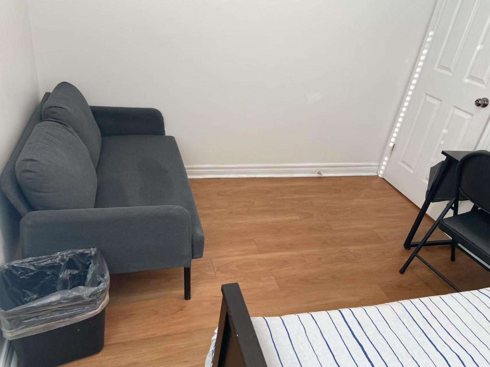 Double Room With Shared Bathroom 536B Toronto Exterior foto